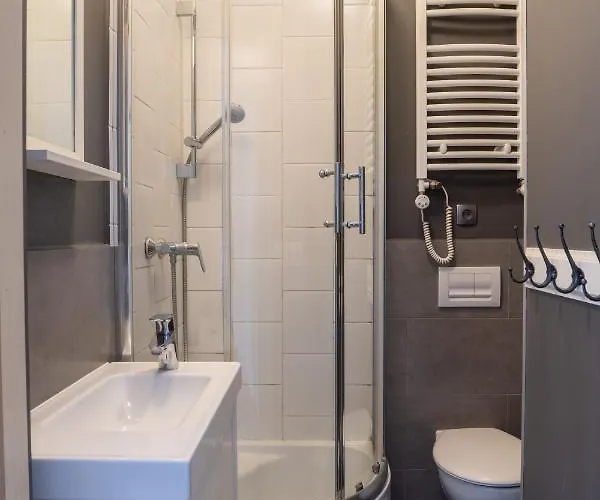 Viu Good Night Sopot